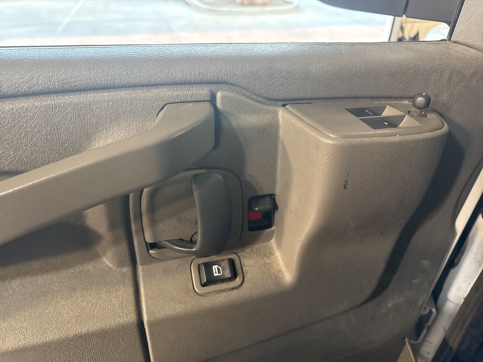 Thumbnail: 2021 Chevrolet Express - 14