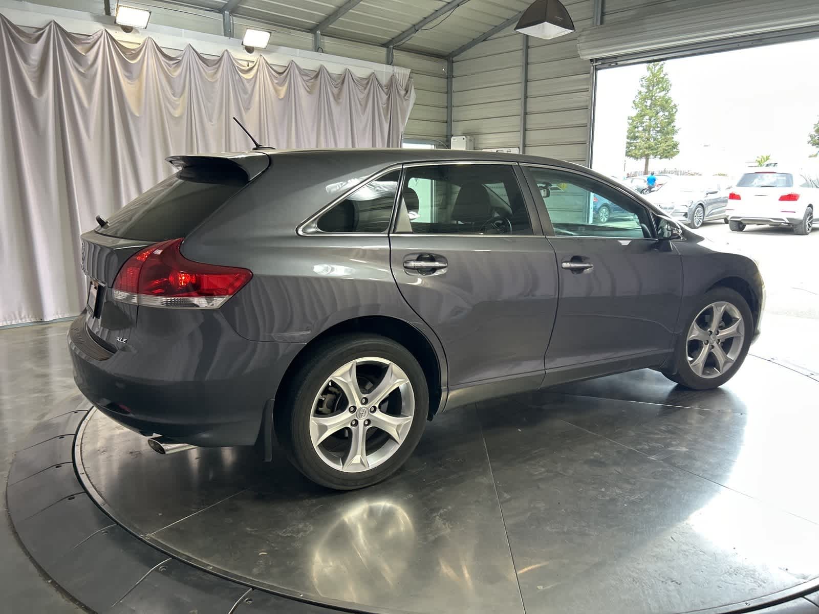 Thumbnail: 2014 Toyota Venza - 8