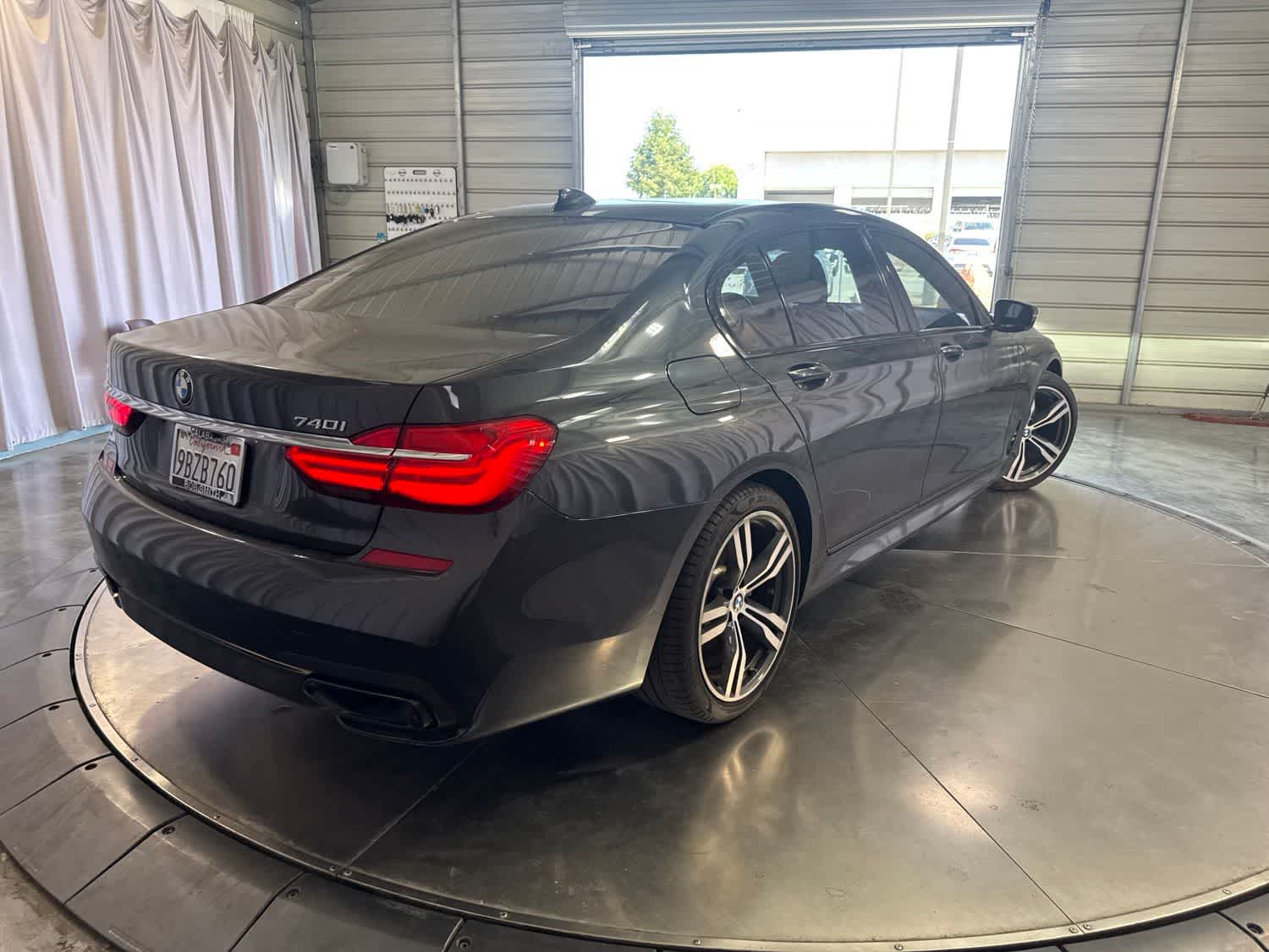 Thumbnail: 2019 BMW 7 Series - 5