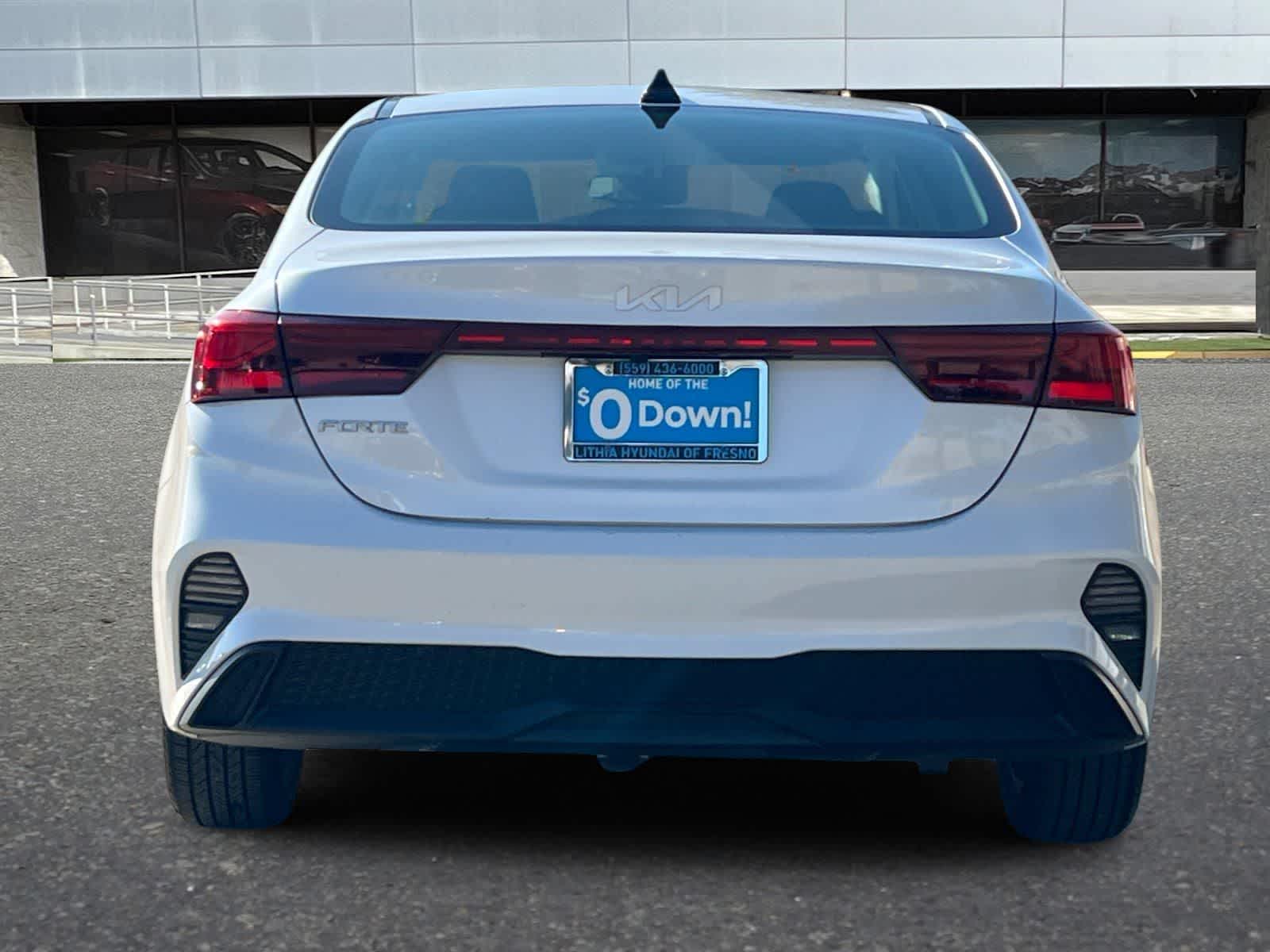 Thumbnail: 2024 Kia Forte - 8