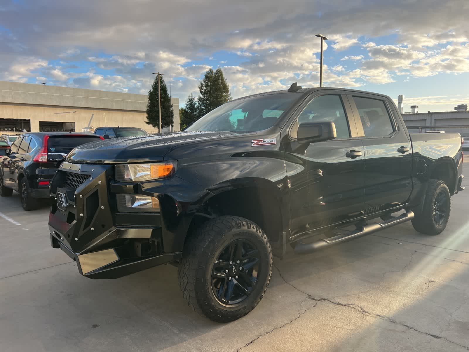 Thumbnail: 2021 Chevrolet Silverado 1500 - 3