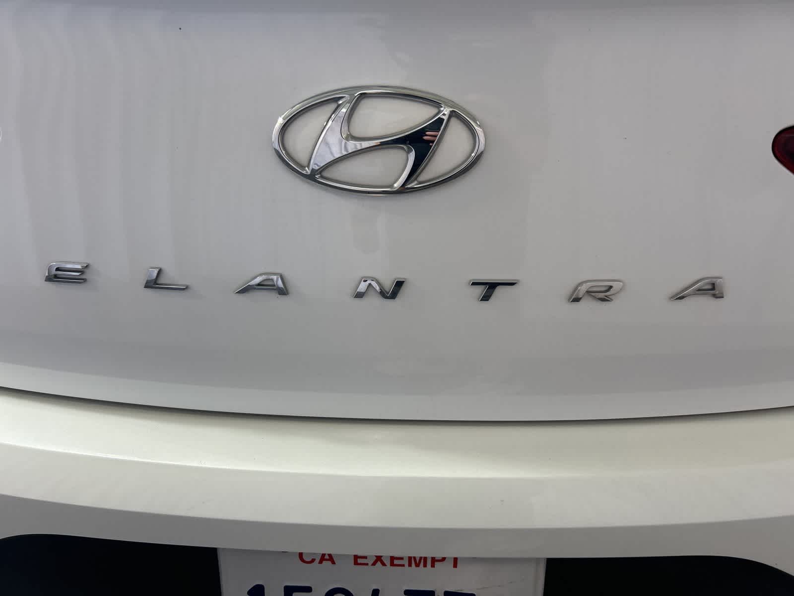 2020 Hyundai Elantra SE 10