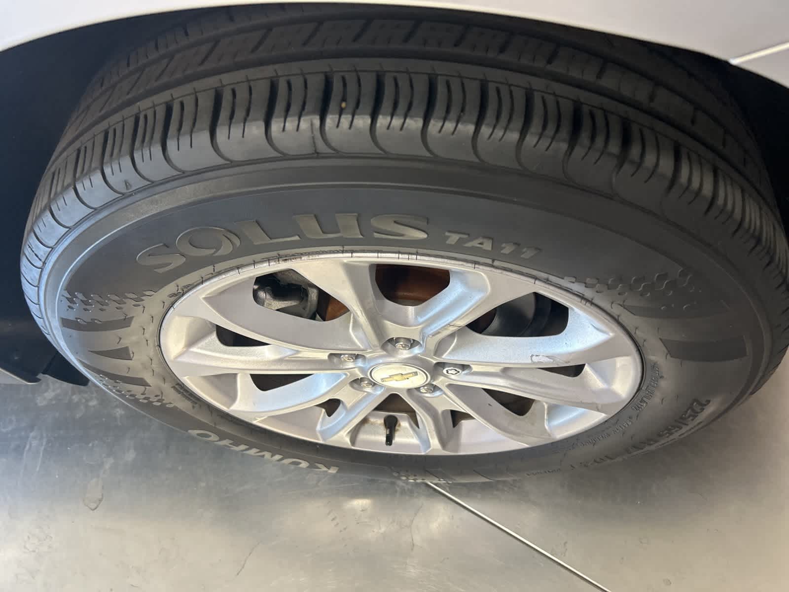 Thumbnail: 2019 Chevrolet Equinox - 15