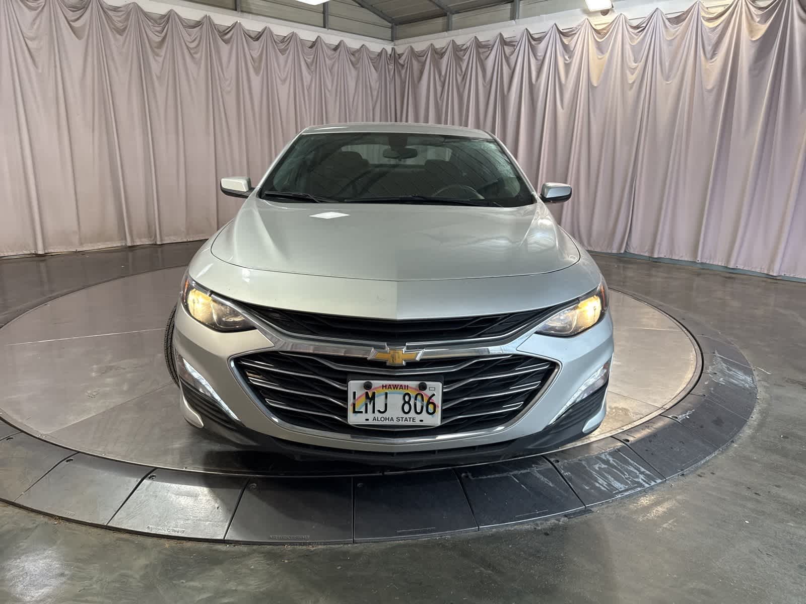 2022 Chevrolet Malibu 1LT photo 2