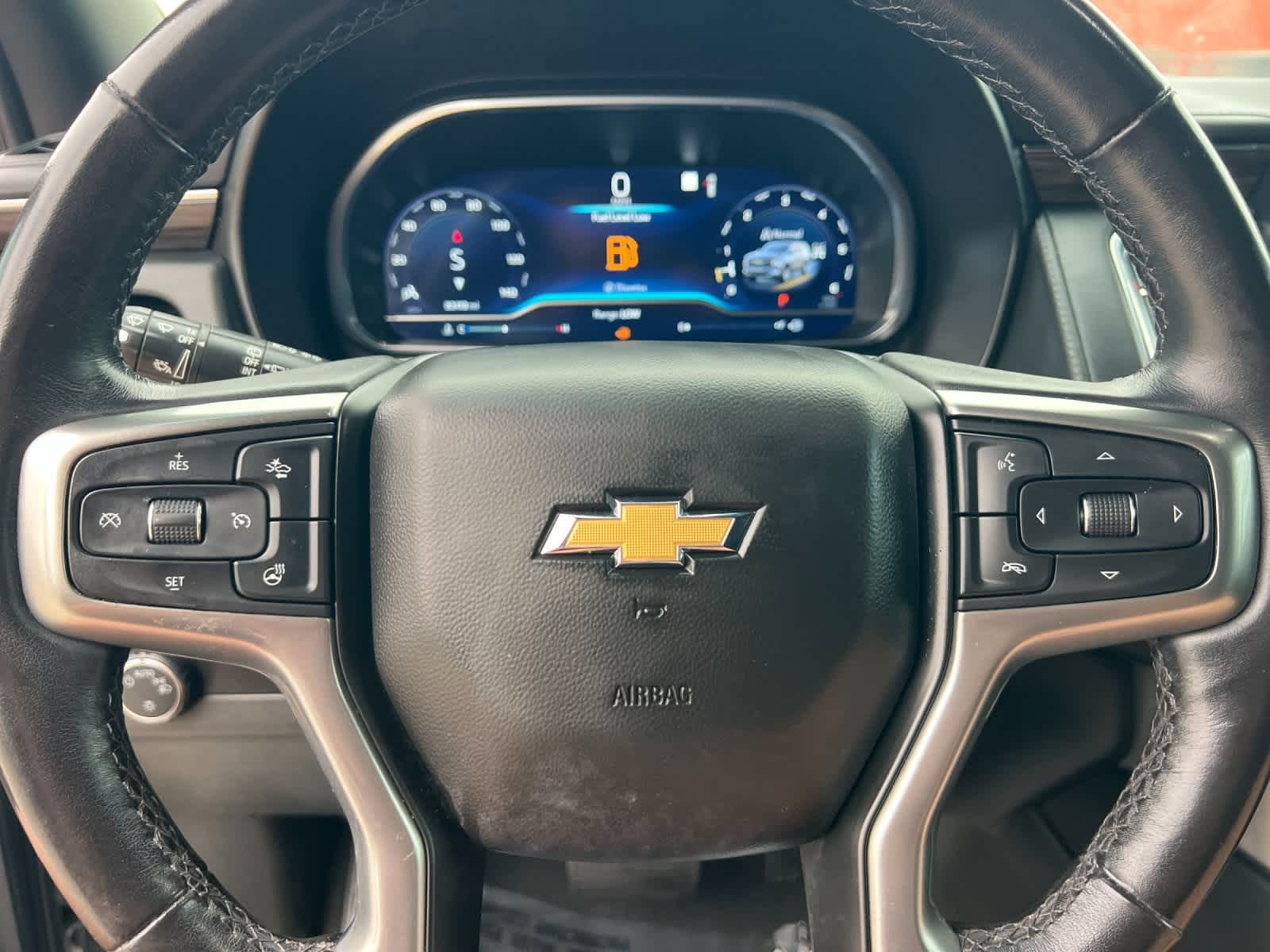 Thumbnail: 2022 Chevrolet Tahoe - 24