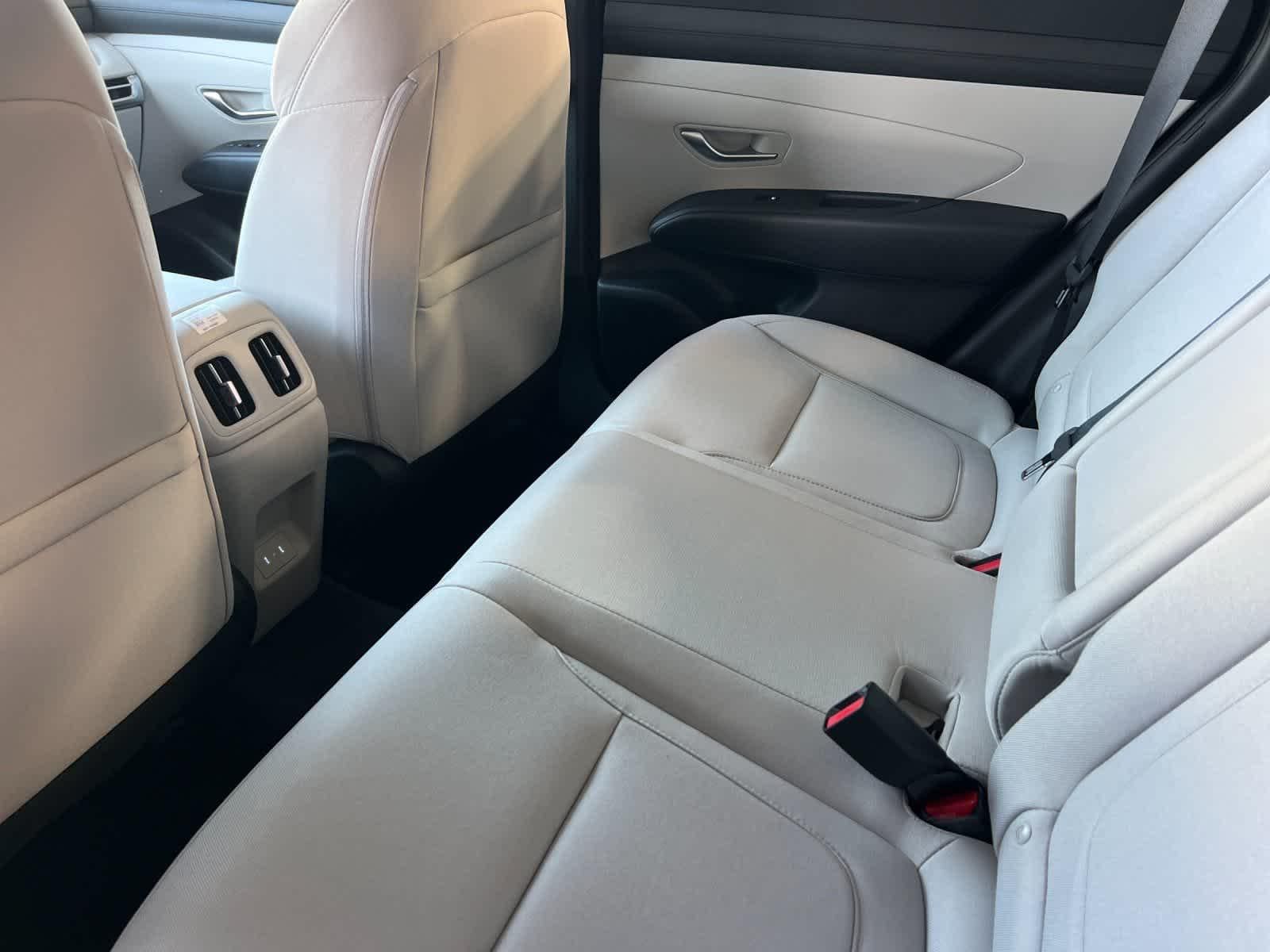 Thumbnail: 2026 Hyundai Tucson - 4