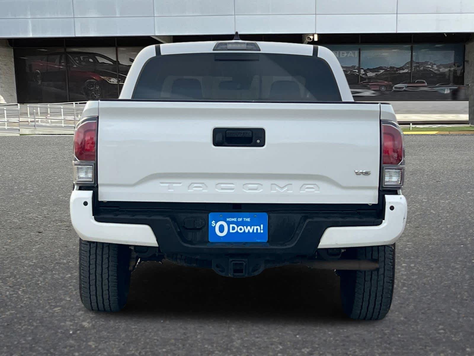 Thumbnail: 2022 Toyota Tacoma - 7