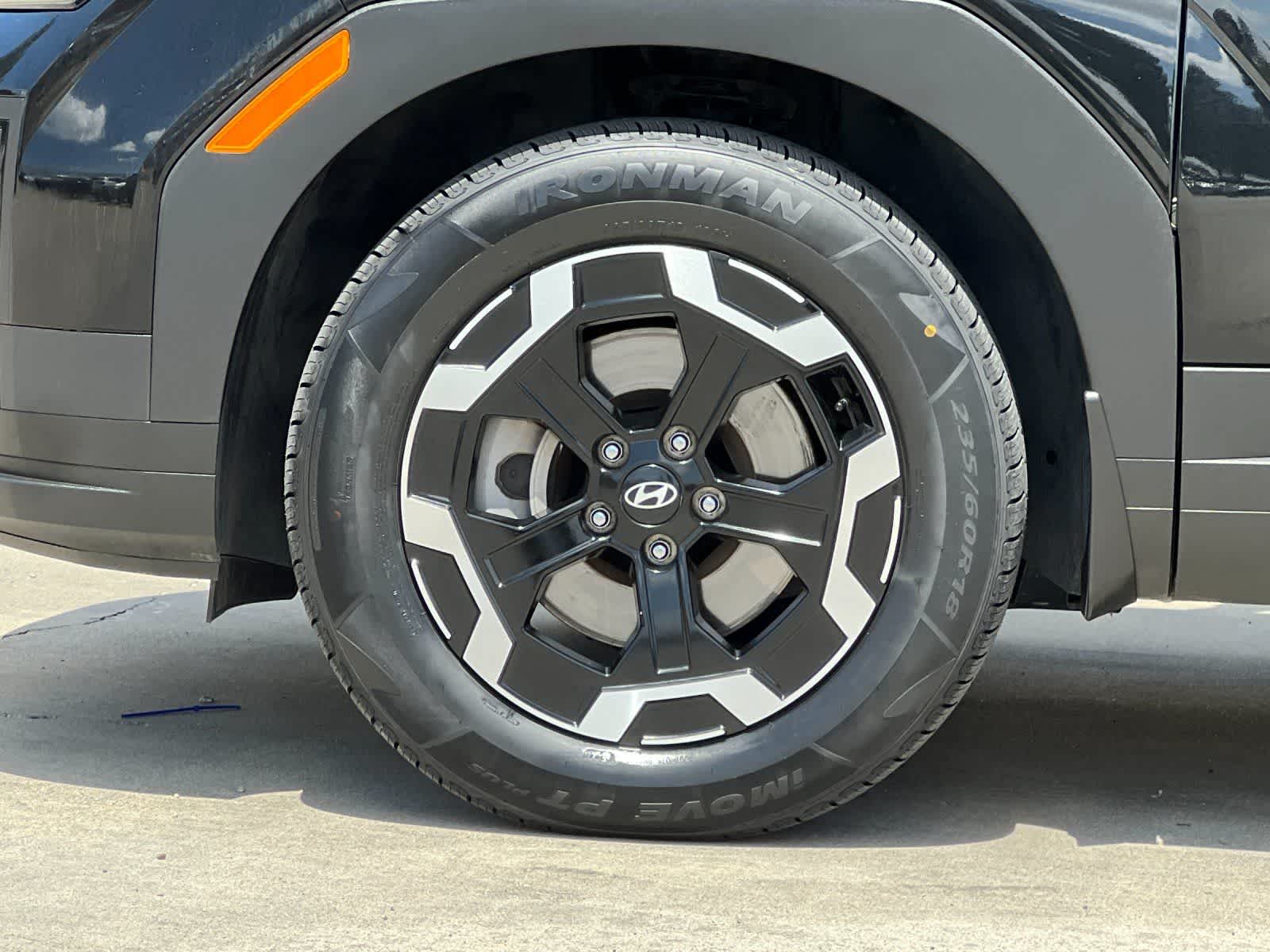 Thumbnail: 2025 Hyundai Santa Fe - 28