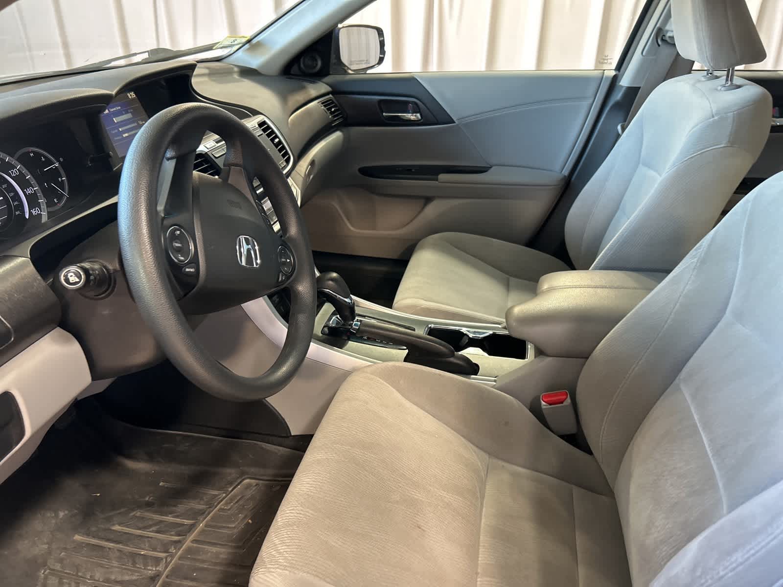 Thumbnail: 2013 Honda Accord - 23
