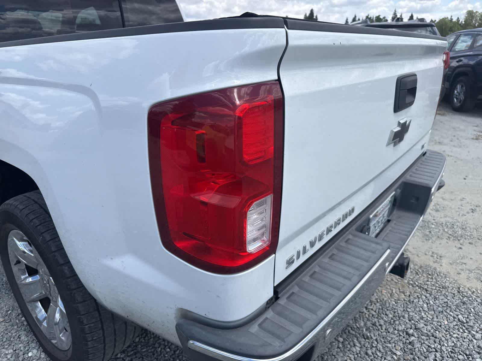 Thumbnail: 2017 Chevrolet Silverado 1500 - 12