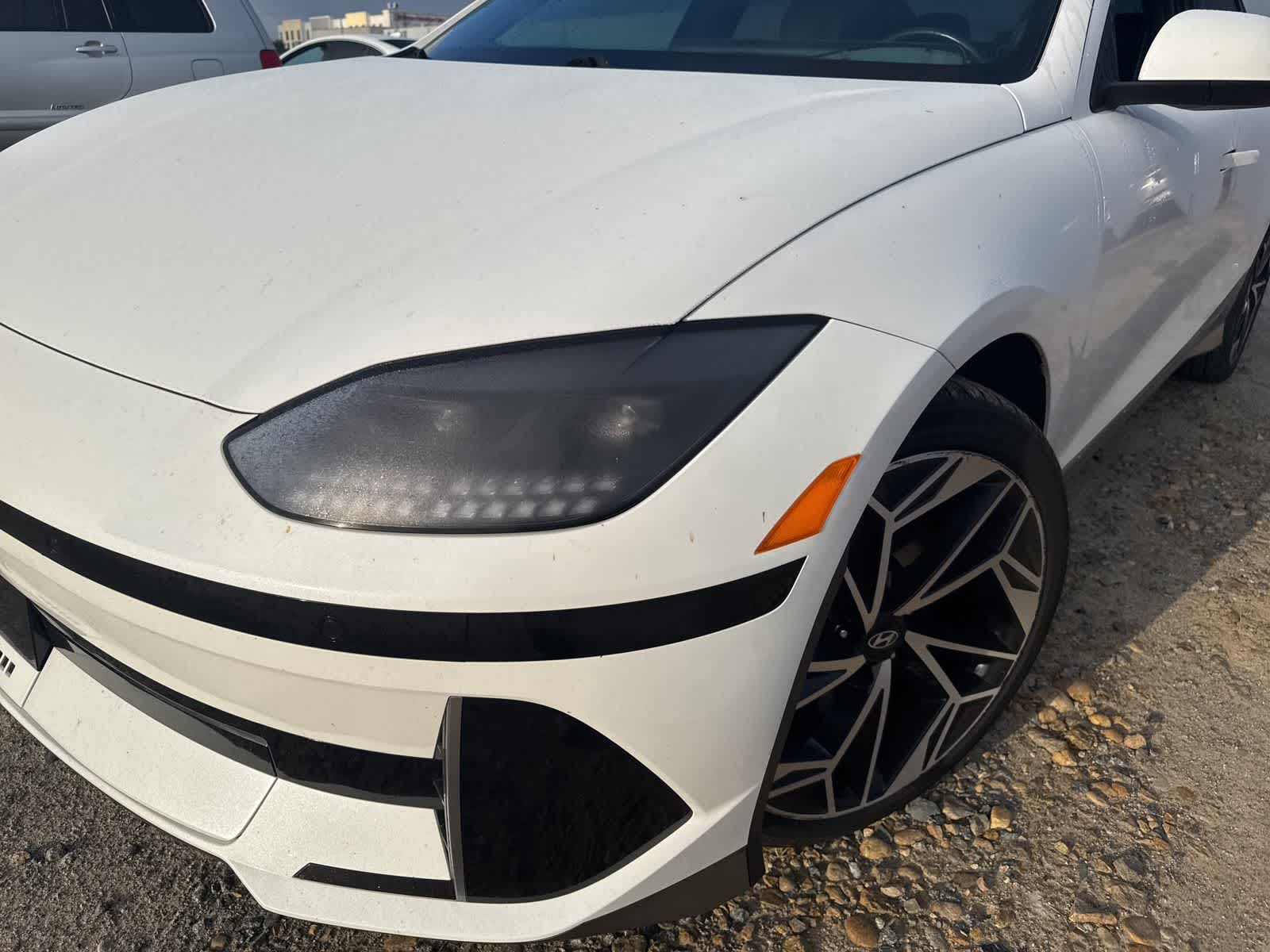 Thumbnail: 2023 Hyundai Ioniq 6 - 9