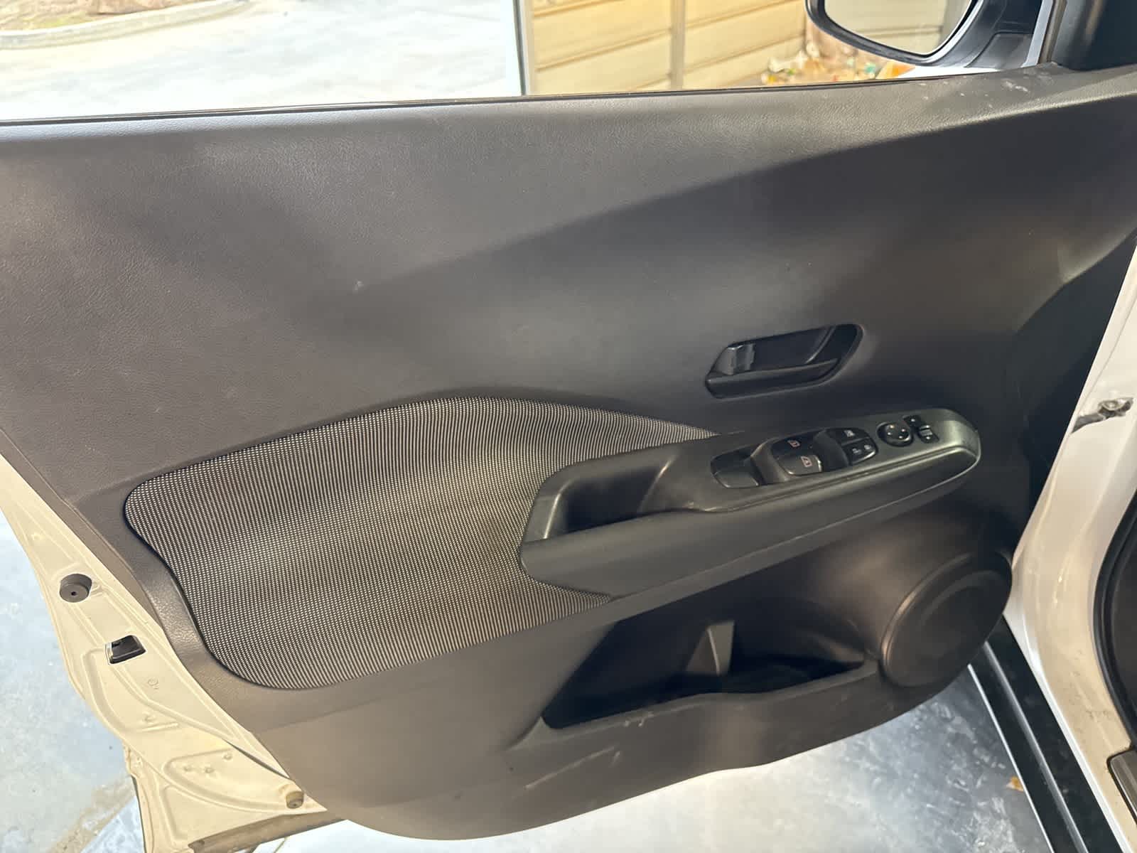 Thumbnail: 2018 Nissan Kicks - 15