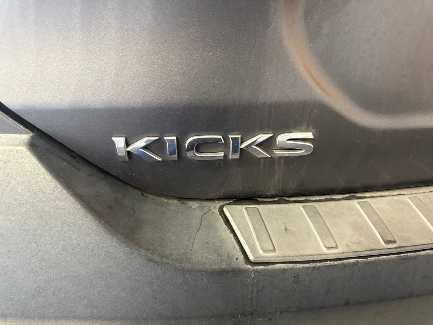 Thumbnail: 2018 Nissan Kicks - 11