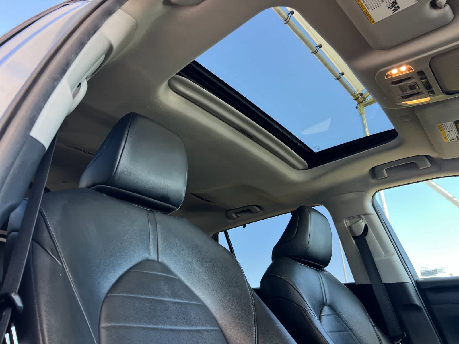 Thumbnail: 2020 Toyota Highlander - 19