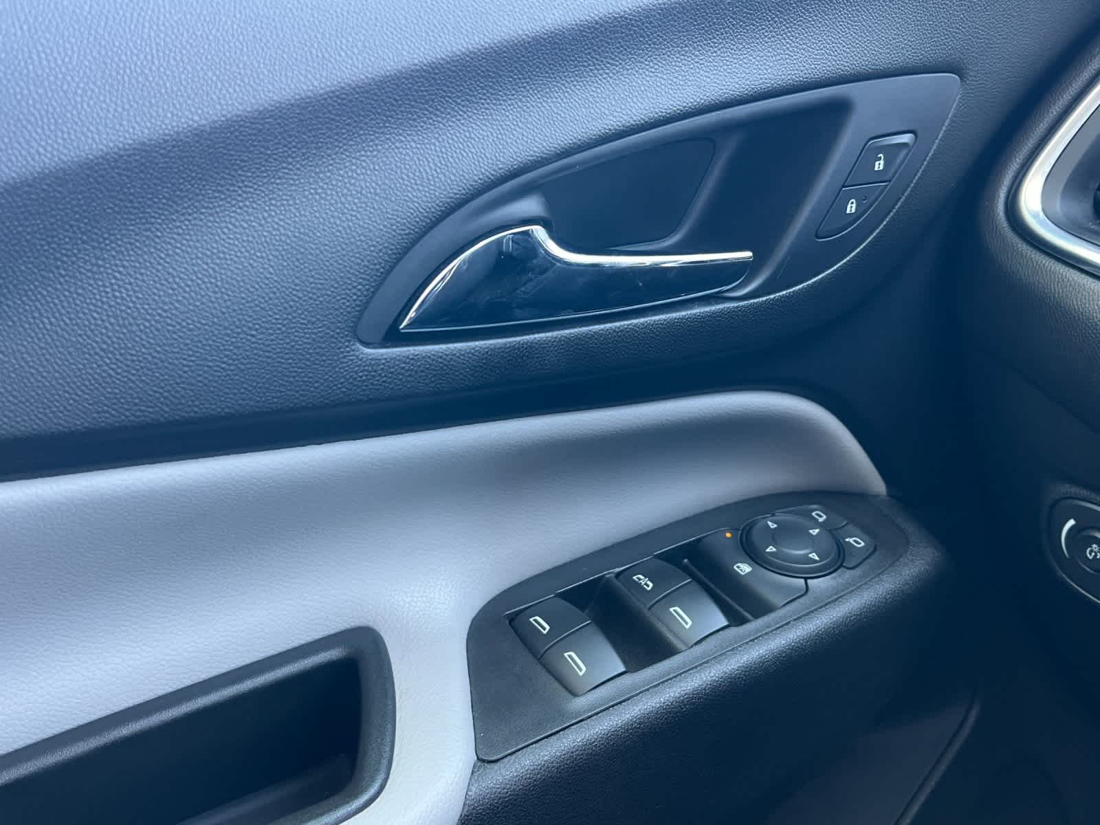Thumbnail: 2021 Chevrolet Equinox - 12