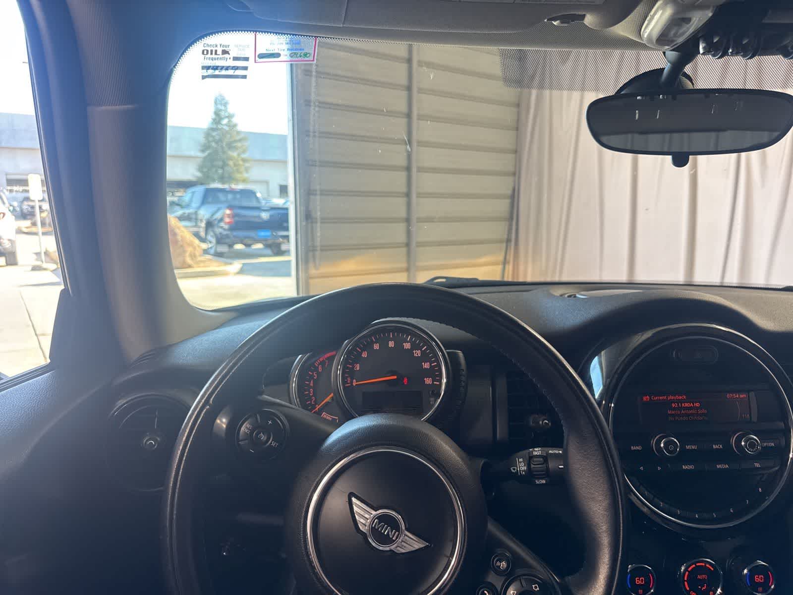 Thumbnail: 2016 MINI Cooper Hardtop - 20