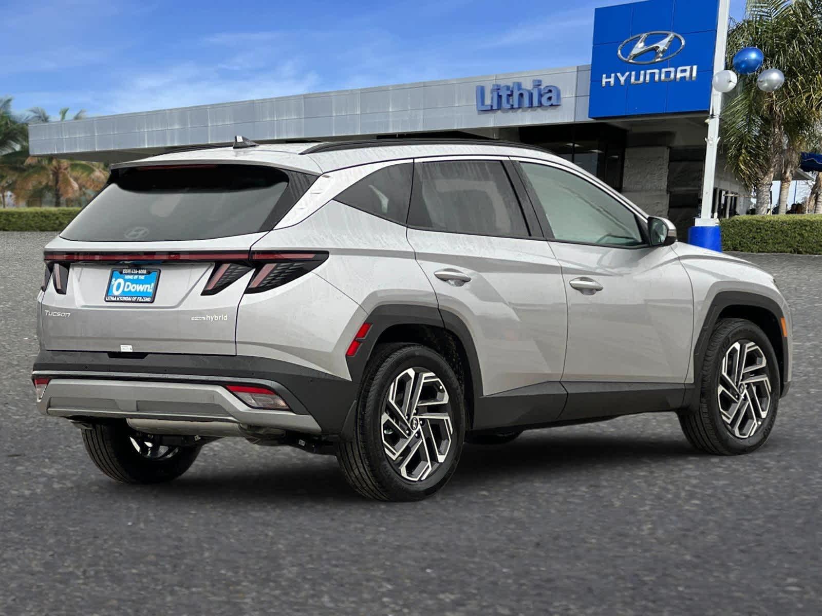 2026 Hyundai Tucson Hybrid Limited photo 2