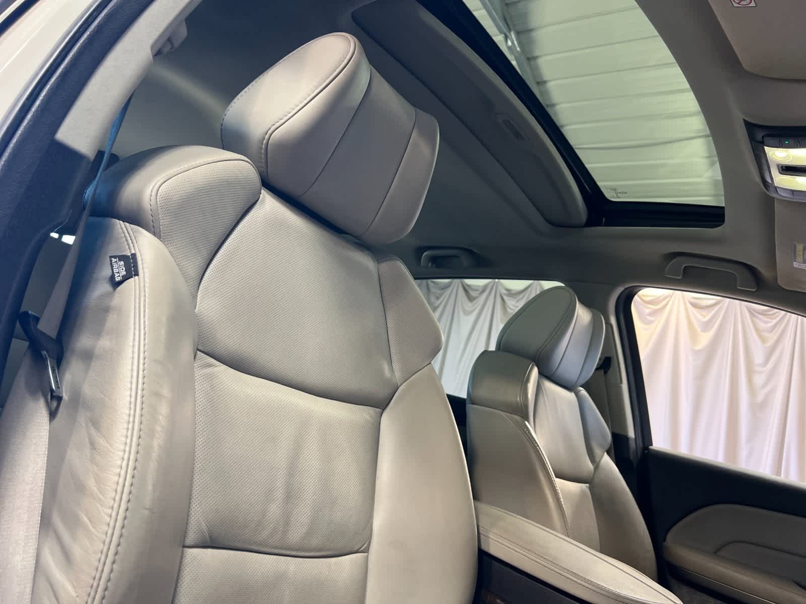 Thumbnail: 2010 Acura MDX - 18