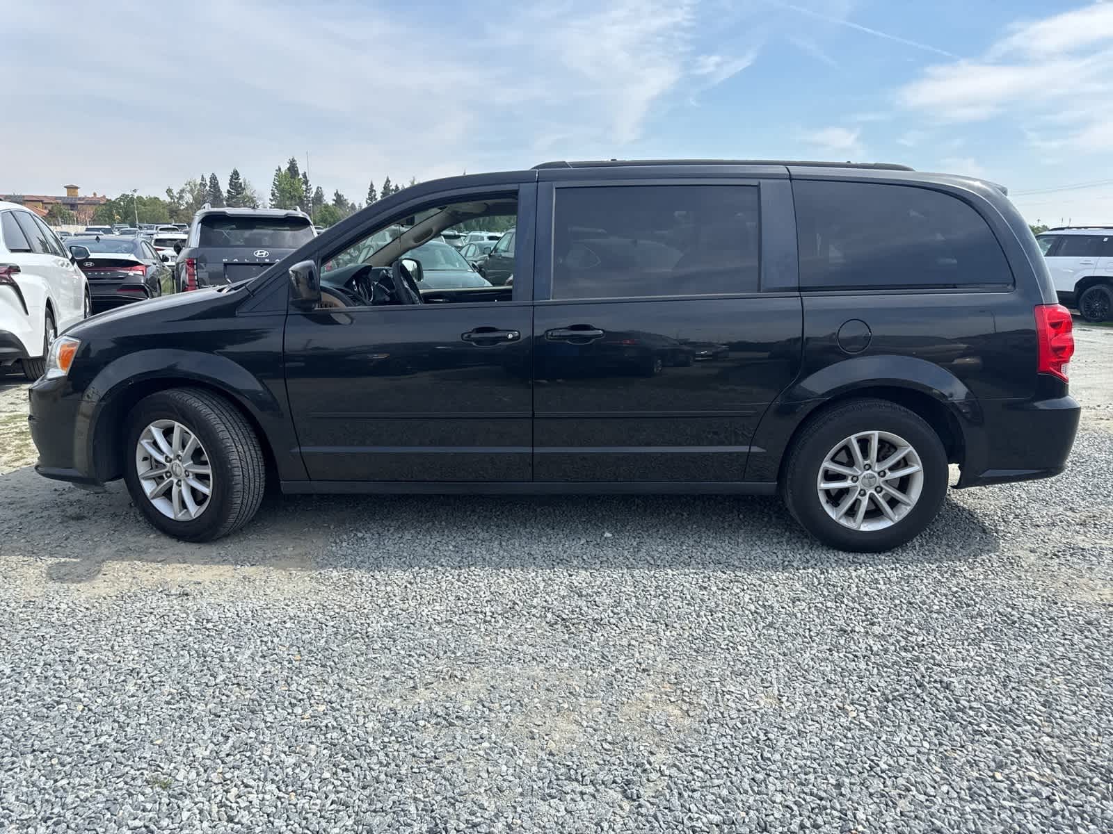 Thumbnail: 2016 Dodge Grand Caravan - 8