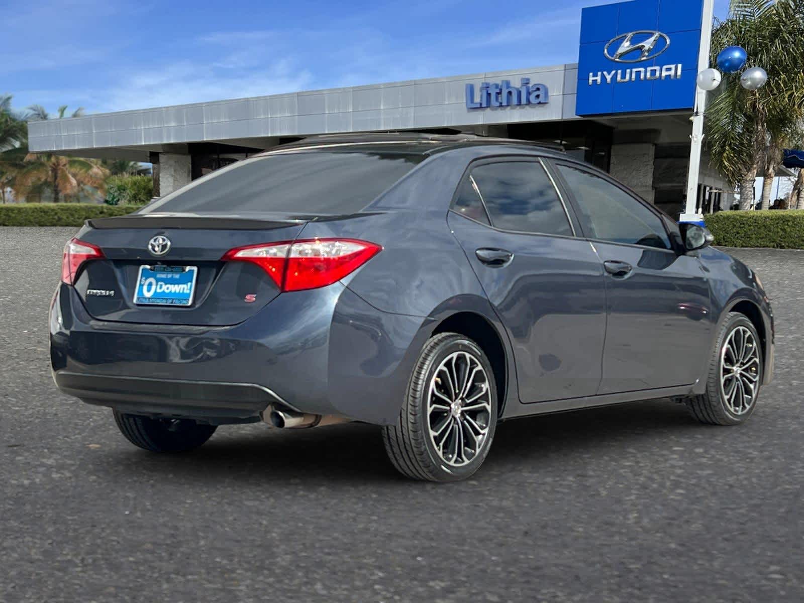 Thumbnail: 2014 Toyota Corolla - 3