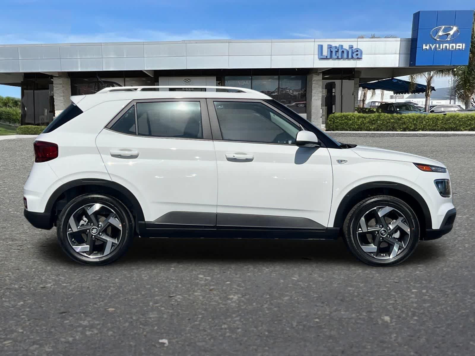 Thumbnail: 2025 Hyundai Venue - 8