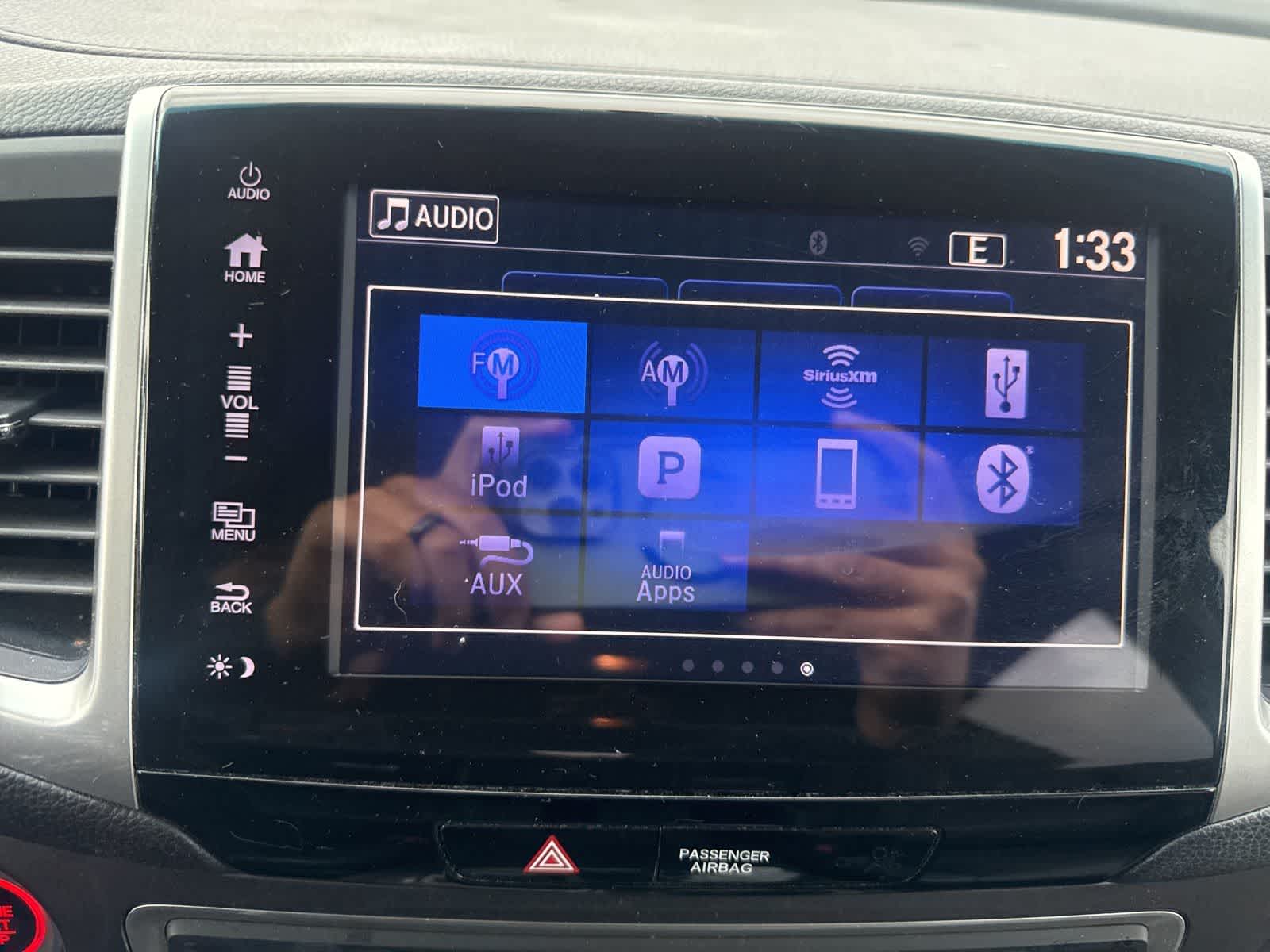 Thumbnail: 2017 Honda Pilot - 20