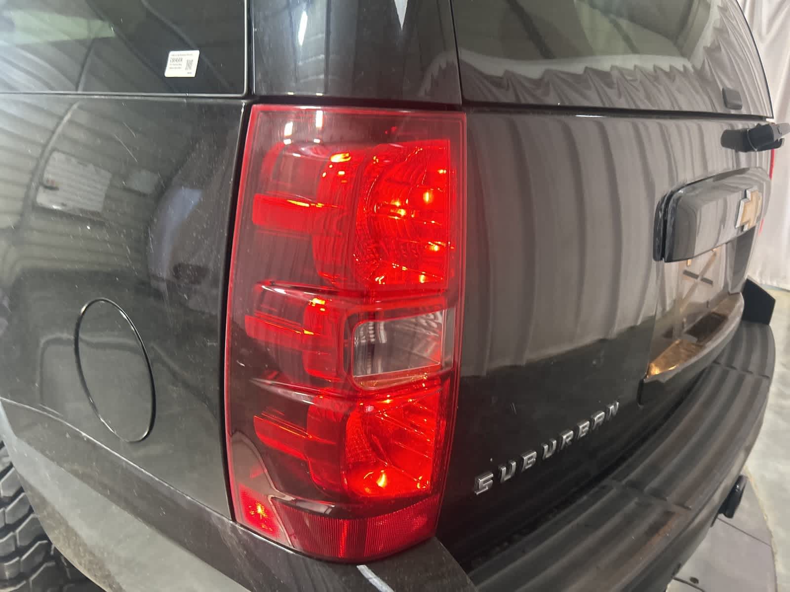 Thumbnail: 2014 Chevrolet Suburban - 13