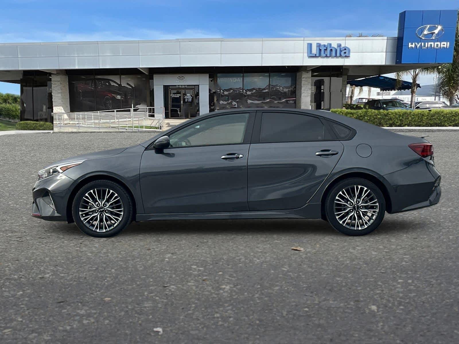 Thumbnail: 2023 Kia Forte - 5