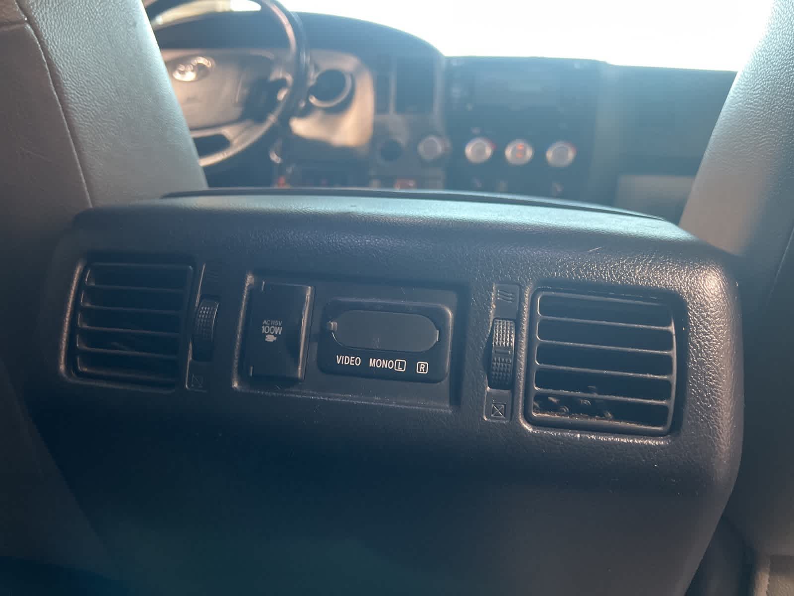 Thumbnail: 2011 Toyota Tundra - 17