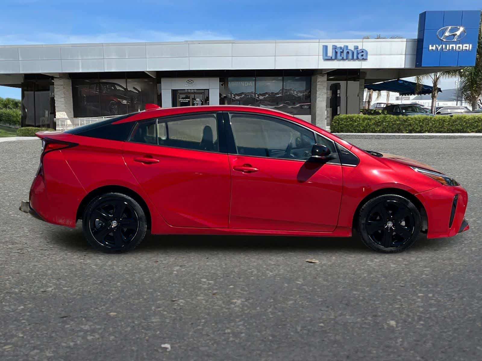 Thumbnail: 2021 Toyota Prius - 9
