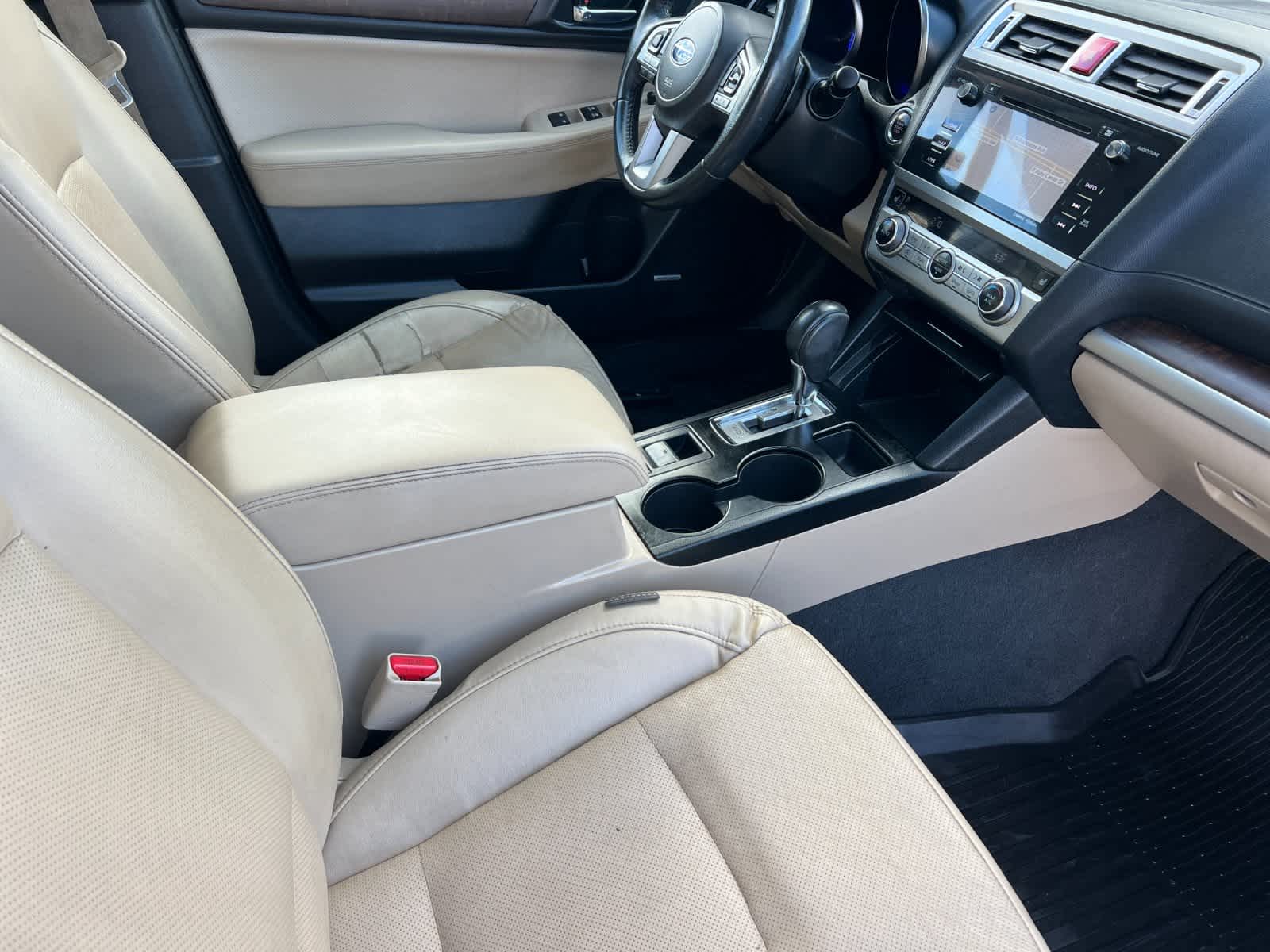 Thumbnail: 2016 Subaru Outback - 16