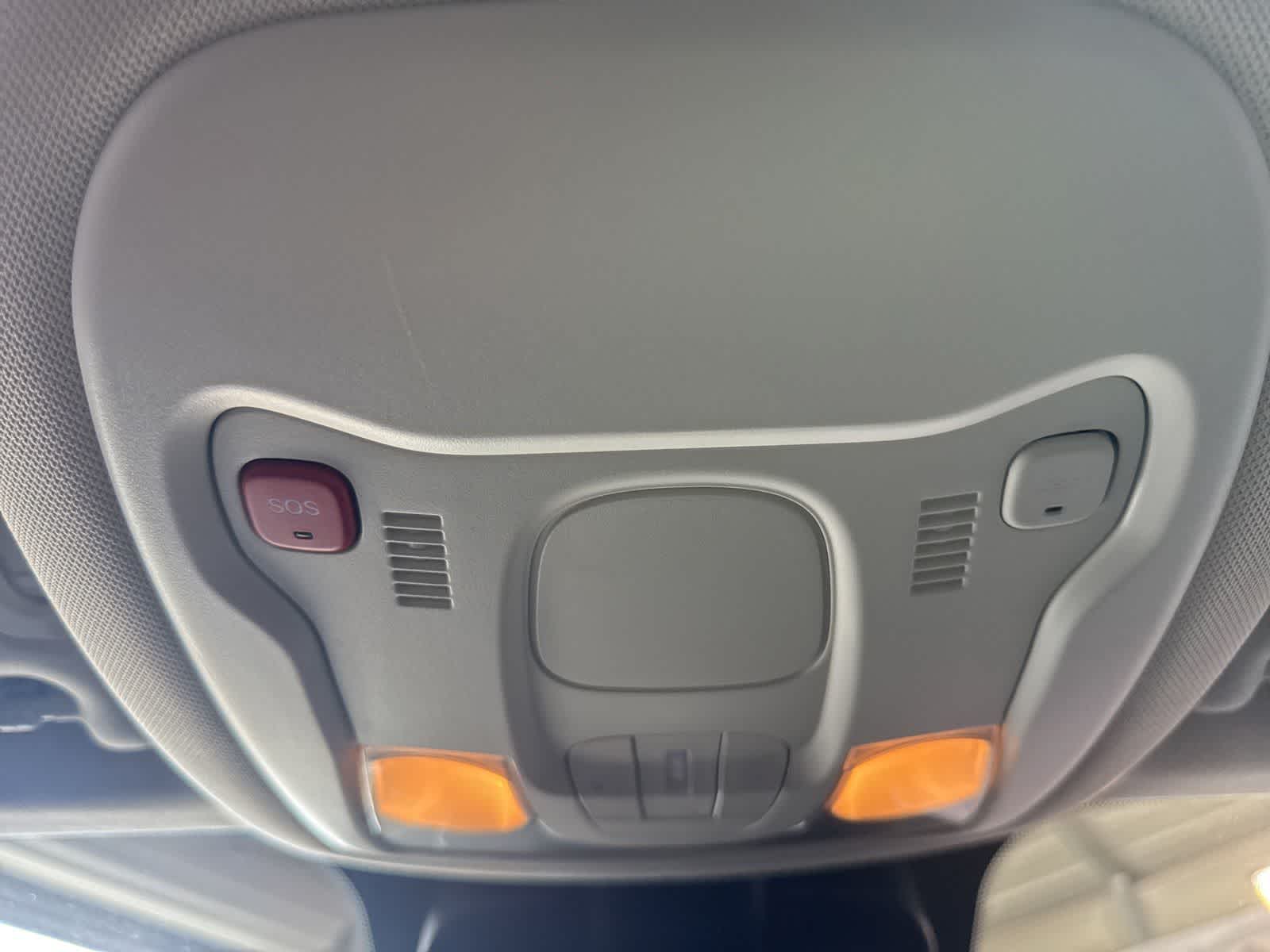 Thumbnail: 2022 Jeep Renegade - 19