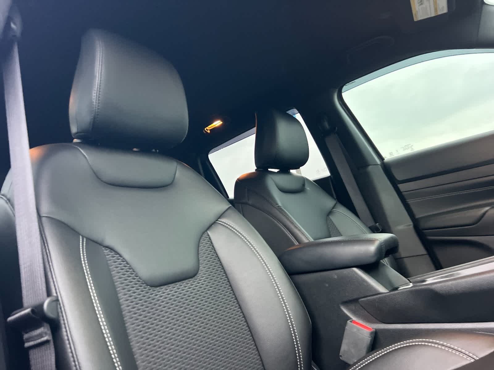 Thumbnail: 2023 Jeep Compass - 17