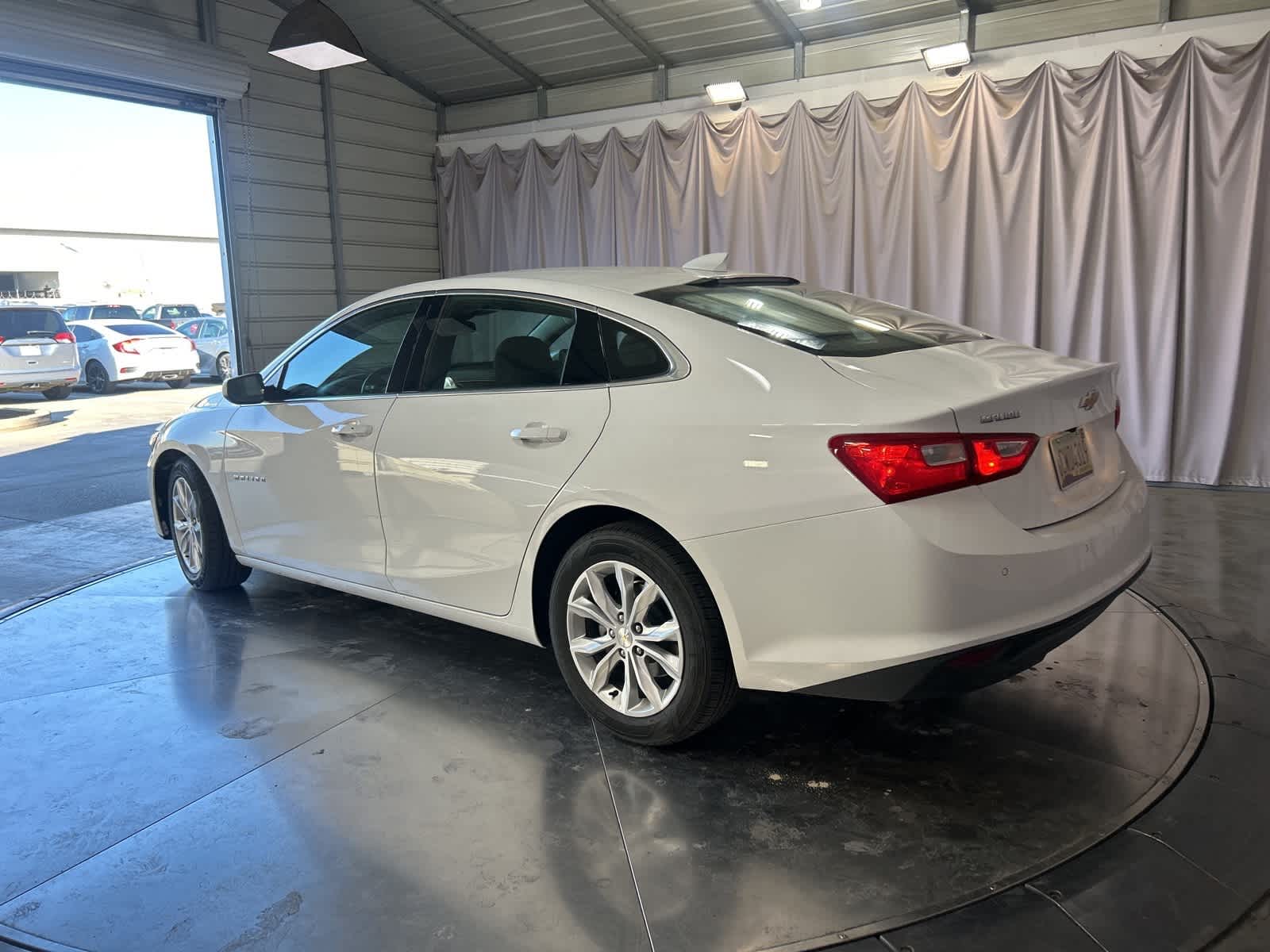 Thumbnail: 2025 Chevrolet Malibu - 15