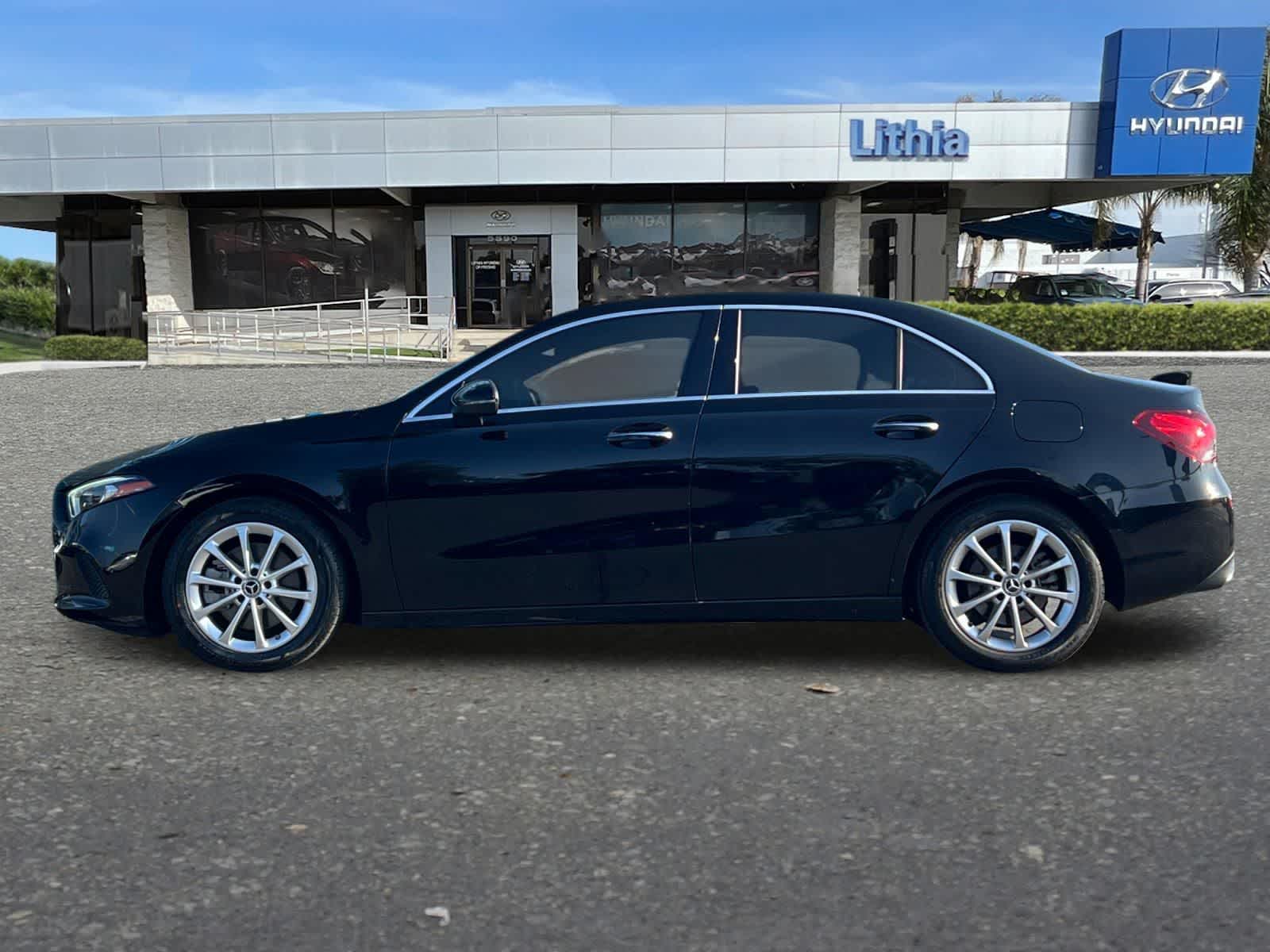 2020 Mercedes-Benz A-Class A 220 photo 5