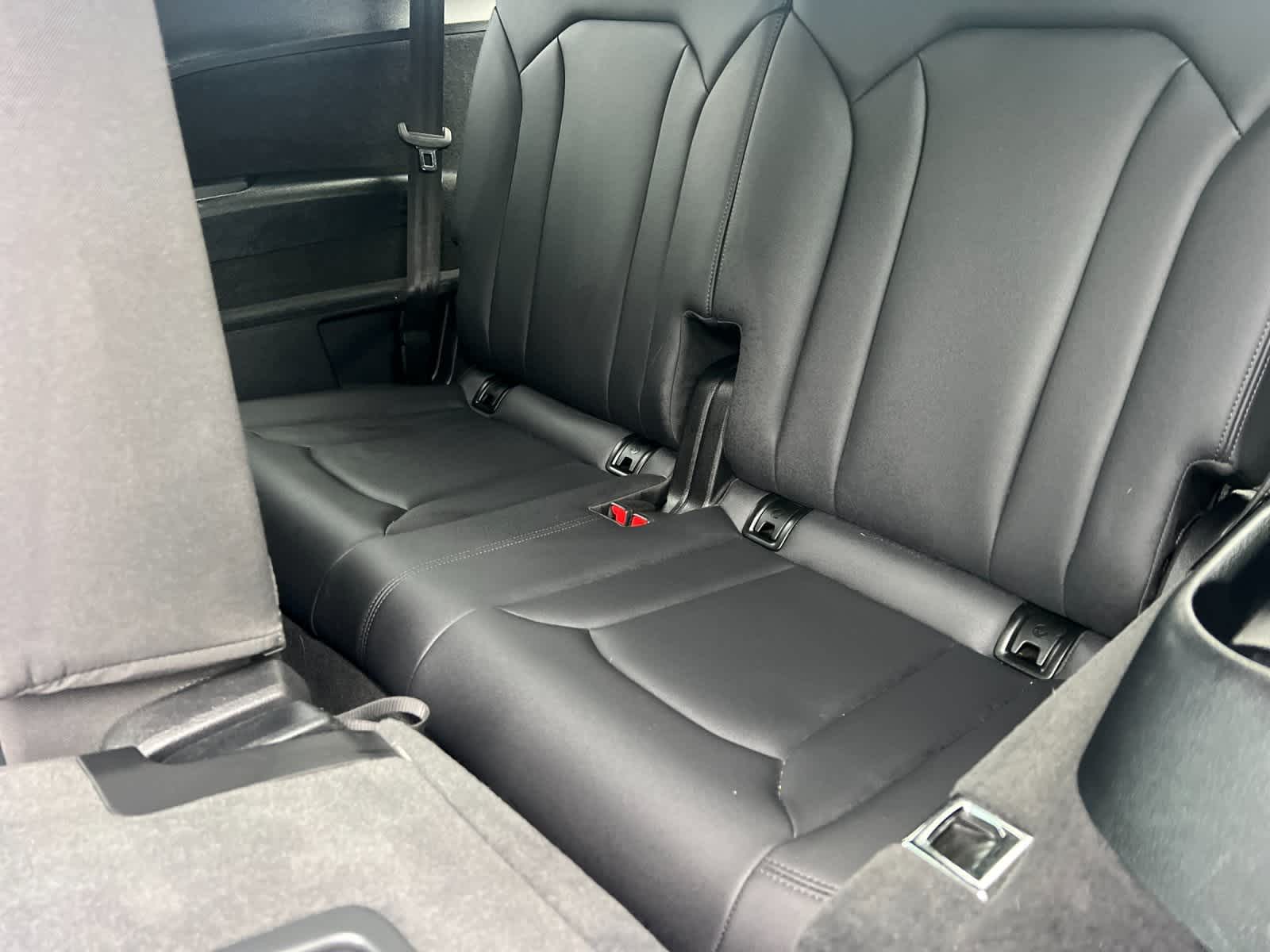 Thumbnail: 2023 Audi Q7 - 15