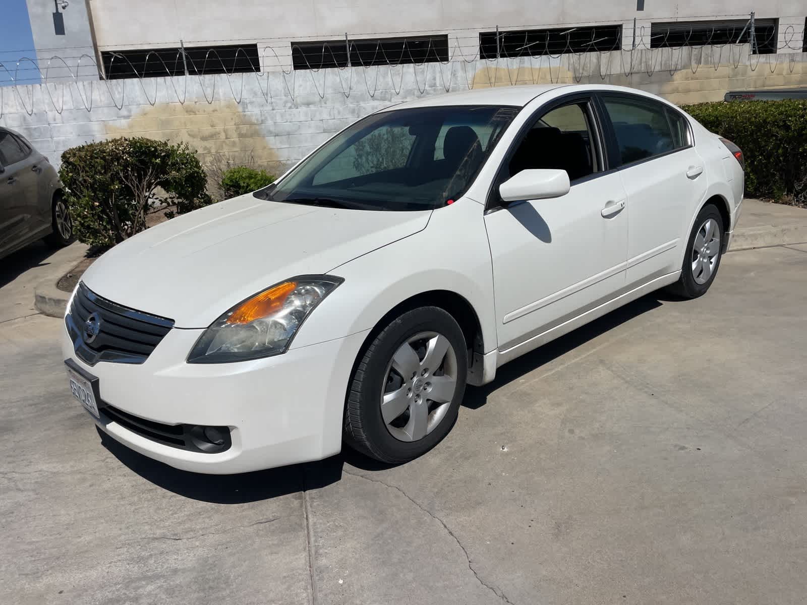 Used 2008 Nissan Altima S with VIN 1N4AL21E68N558599 for sale in Fresno, CA