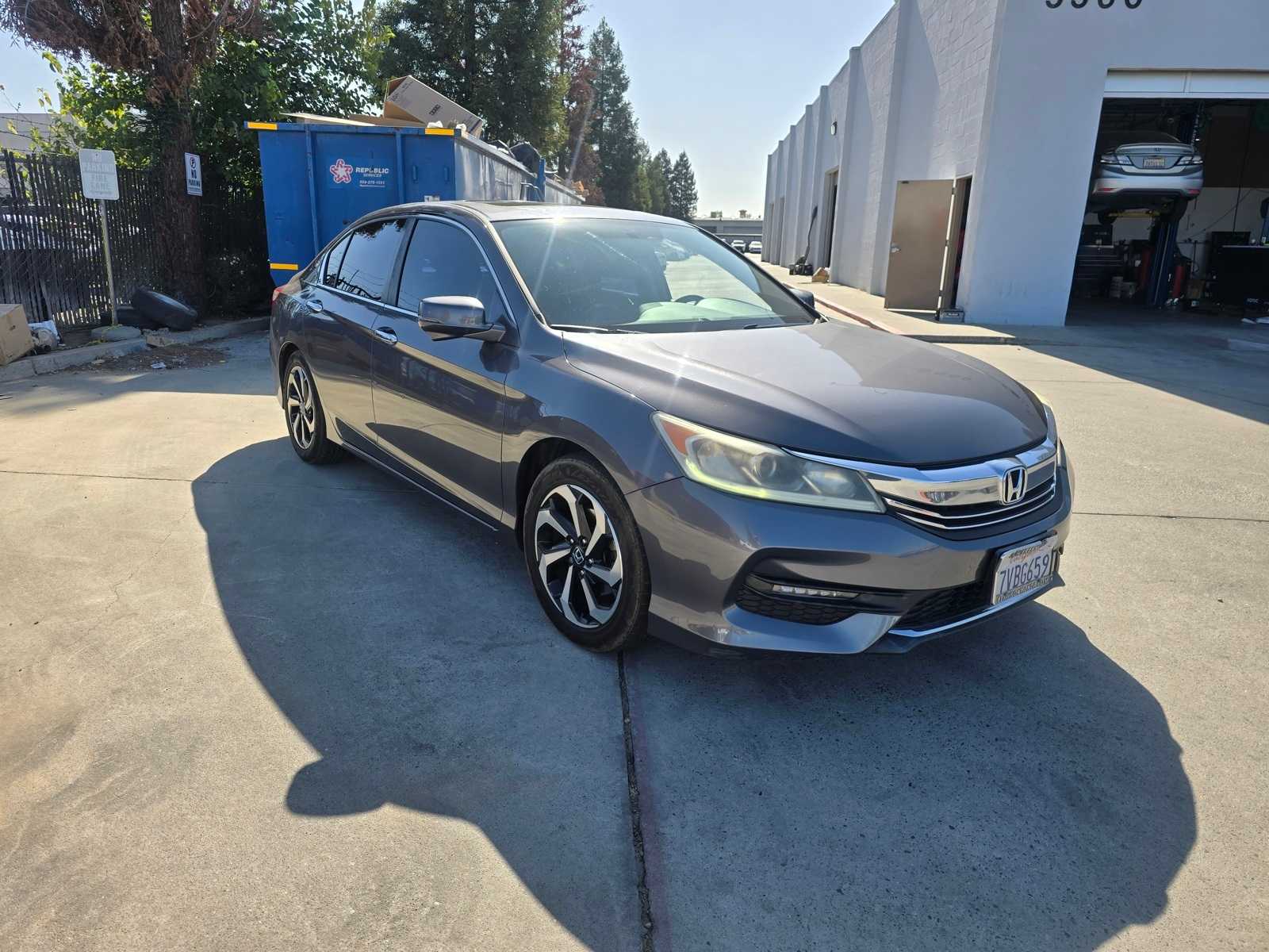 Thumbnail: 2017 Honda Accord - 3