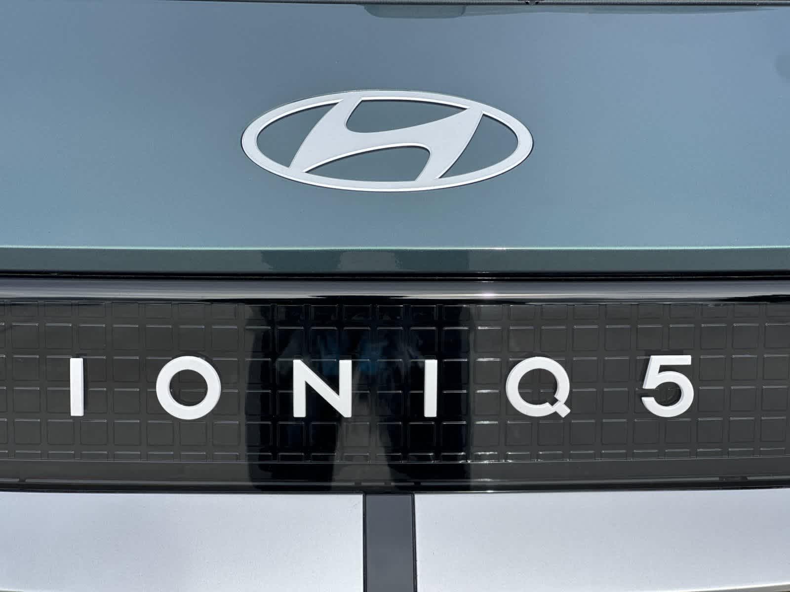Thumbnail: 2026 Hyundai Ioniq 5 - 27