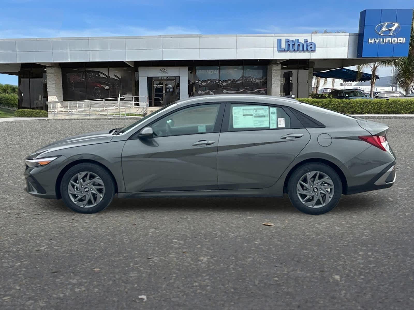 Thumbnail: 2026 Hyundai Elantra - 5