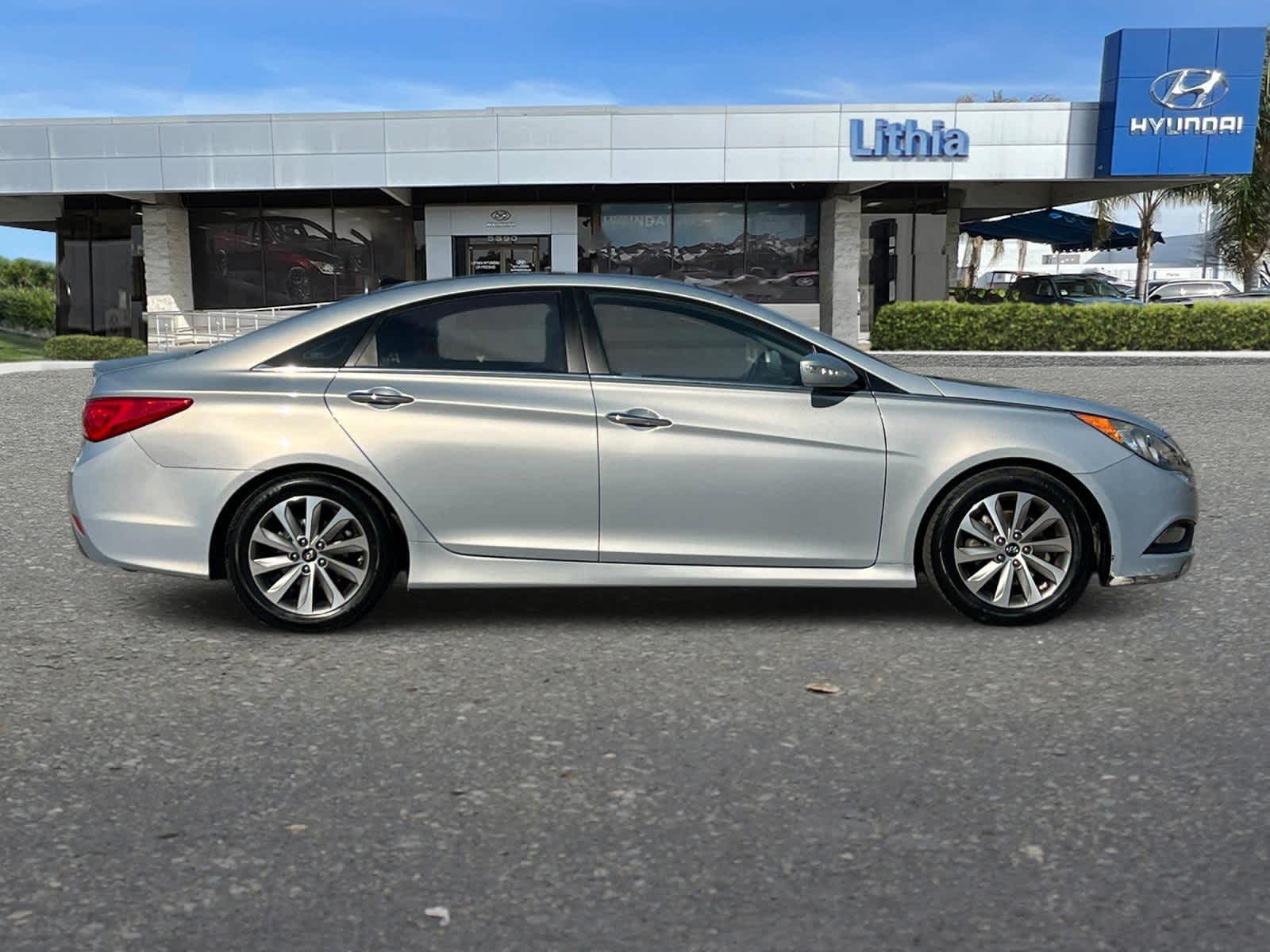 Thumbnail: 2014 Hyundai Sonata - 8
