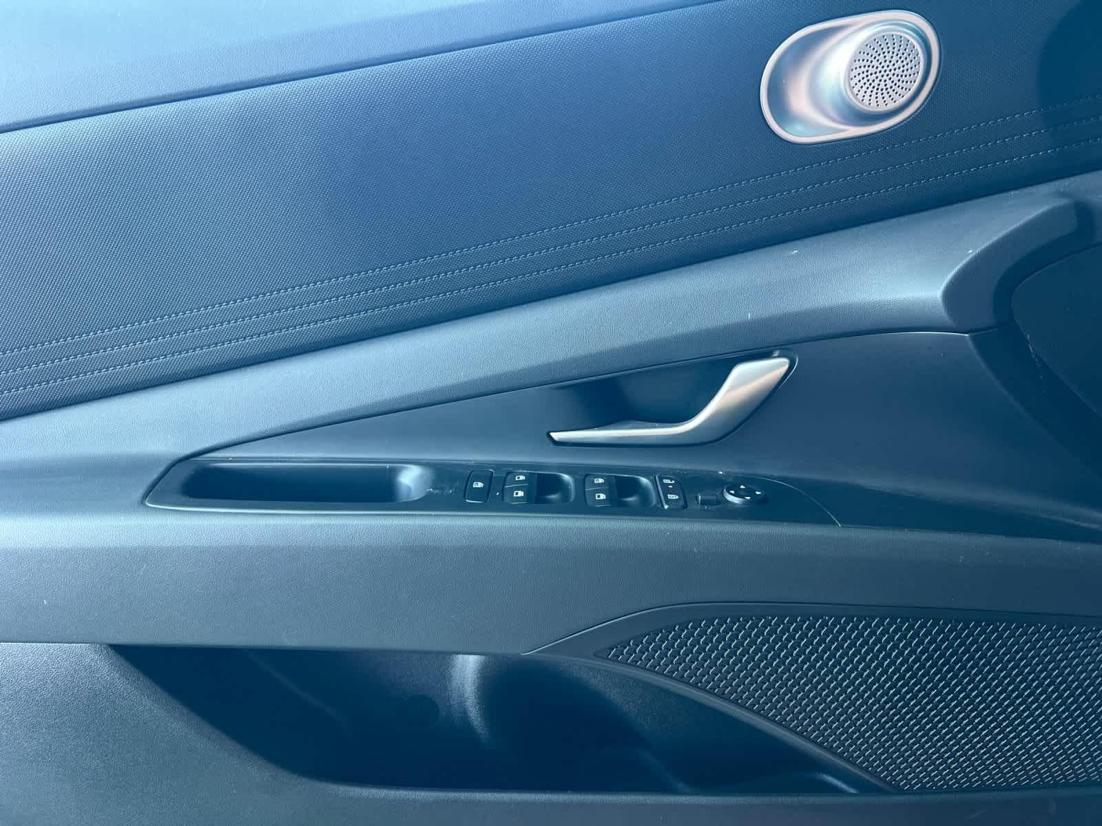 Thumbnail: 2025 Hyundai Elantra - 13