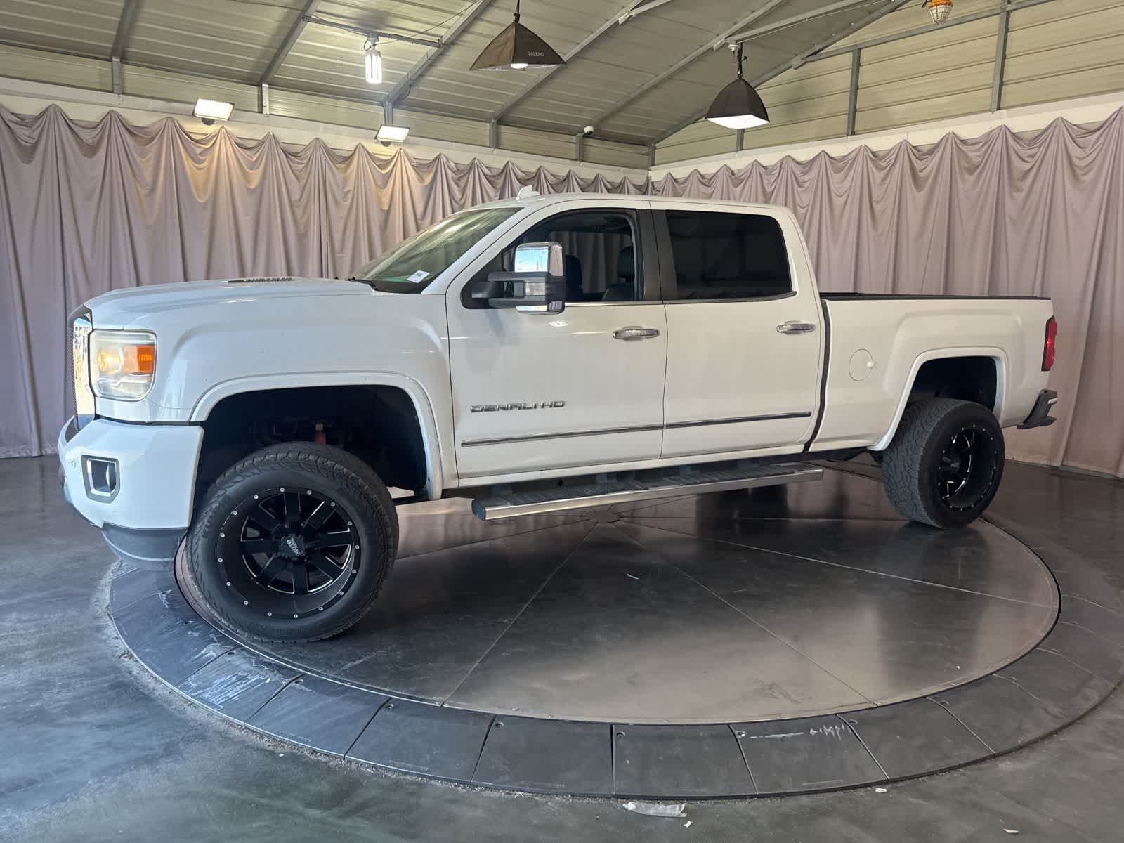 Thumbnail: 2015 GMC Sierra 2500 - 6