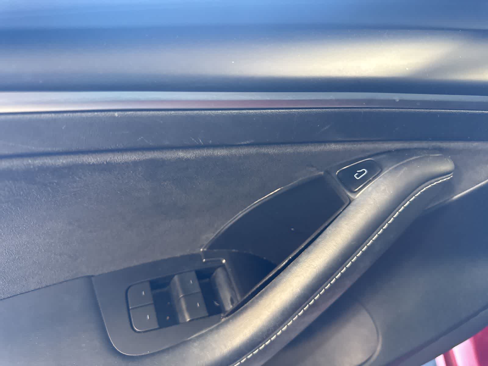 Thumbnail: 2023 Tesla Model 3 - 17