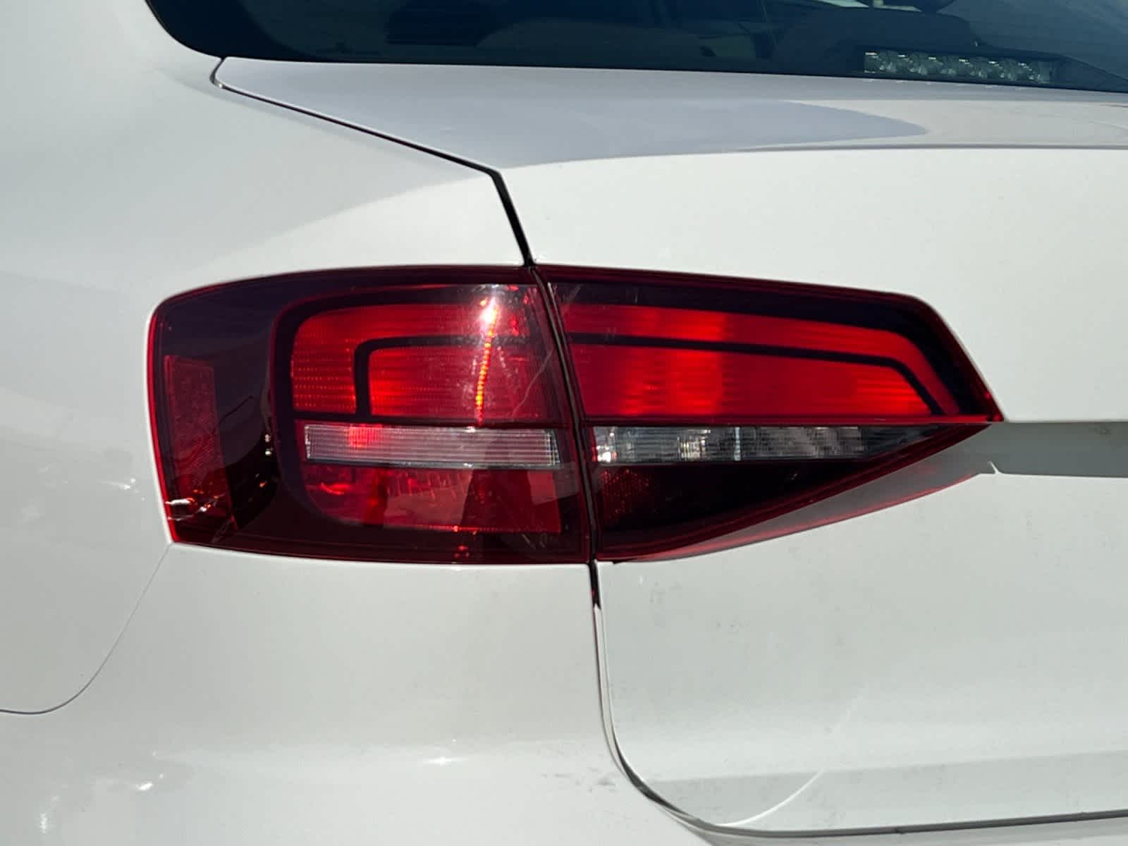 Thumbnail: 2017 Volkswagen Jetta - 25