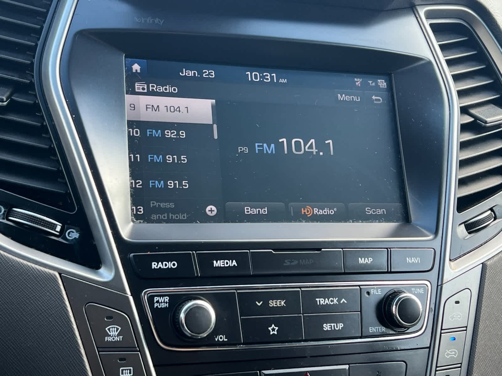 Thumbnail: 2019 Hyundai Santa Fe - 20