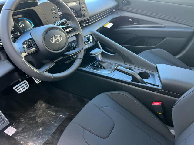 2025 Hyundai Elantra Sport 12