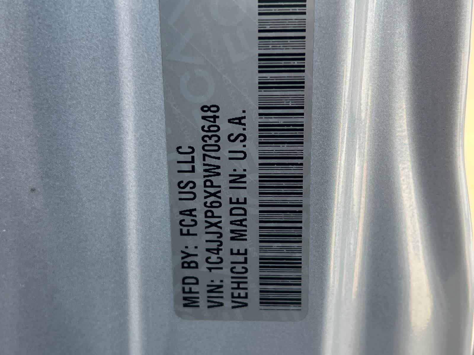 Thumbnail: 2023 Jeep Wrangler - 31