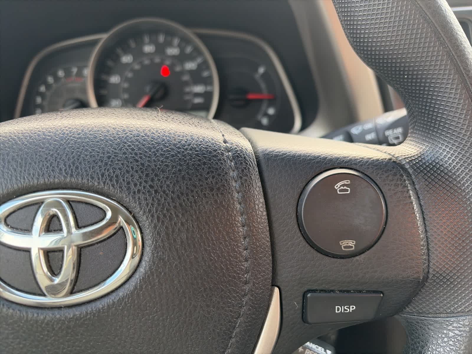 Thumbnail: 2013 Toyota RAV4 - 31