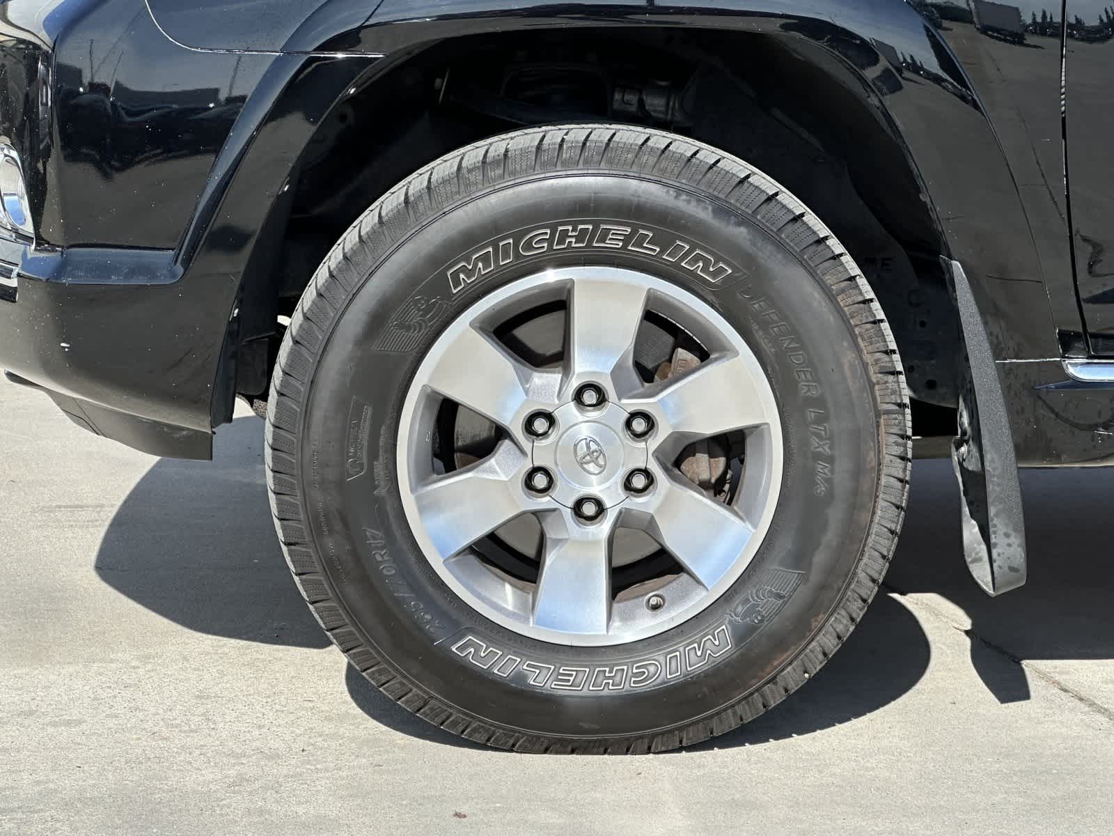 Thumbnail: 2011 Toyota 4Runner - 24